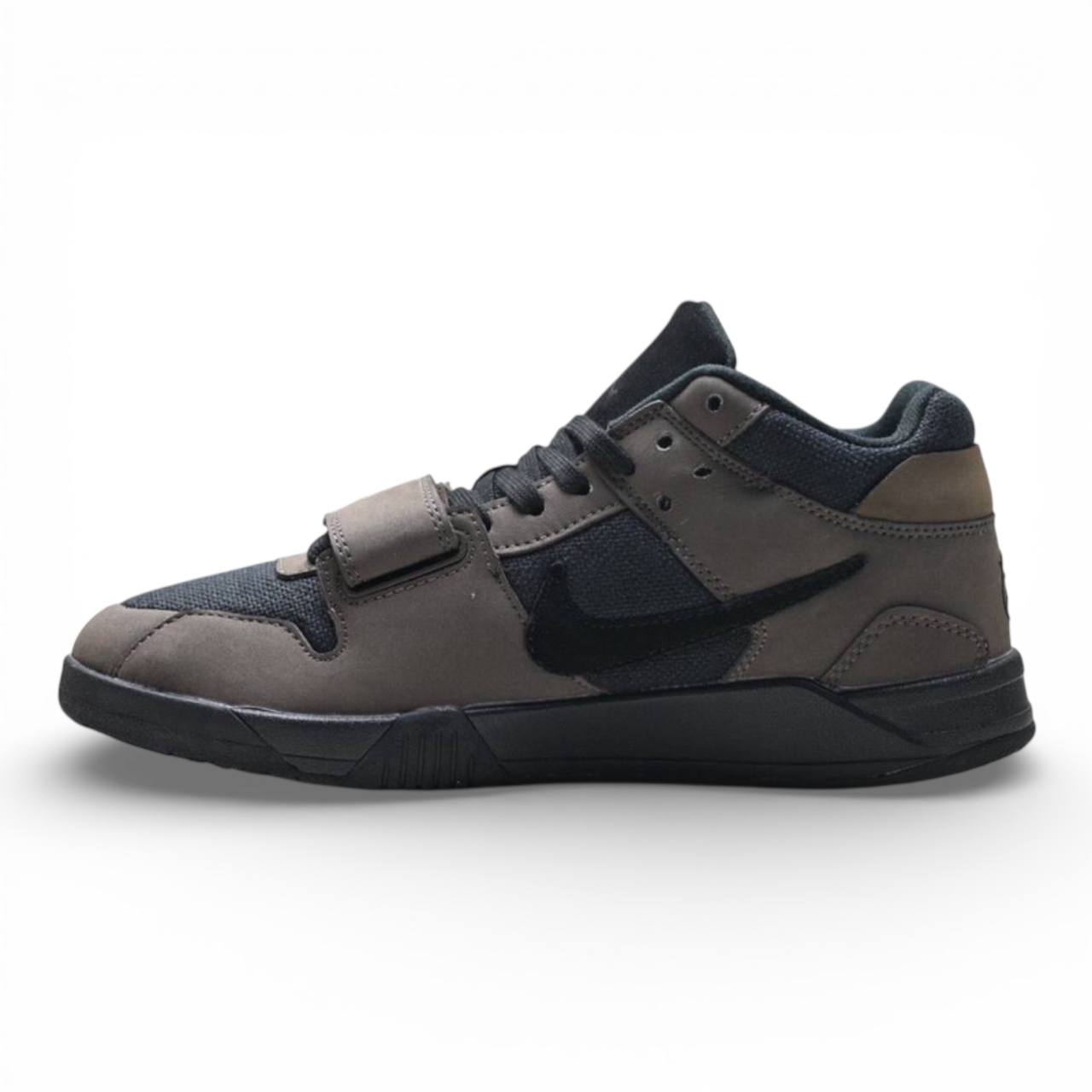 Маратонки AJ Jumpman Jack Travis Scott Dark Mocha