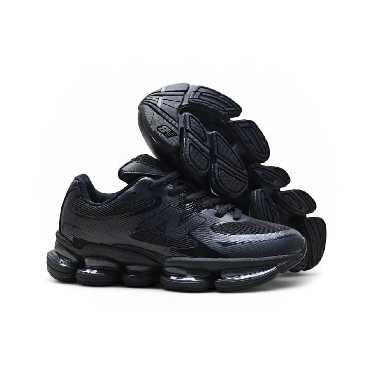 Маратонки New Balance 2000 Triple Black