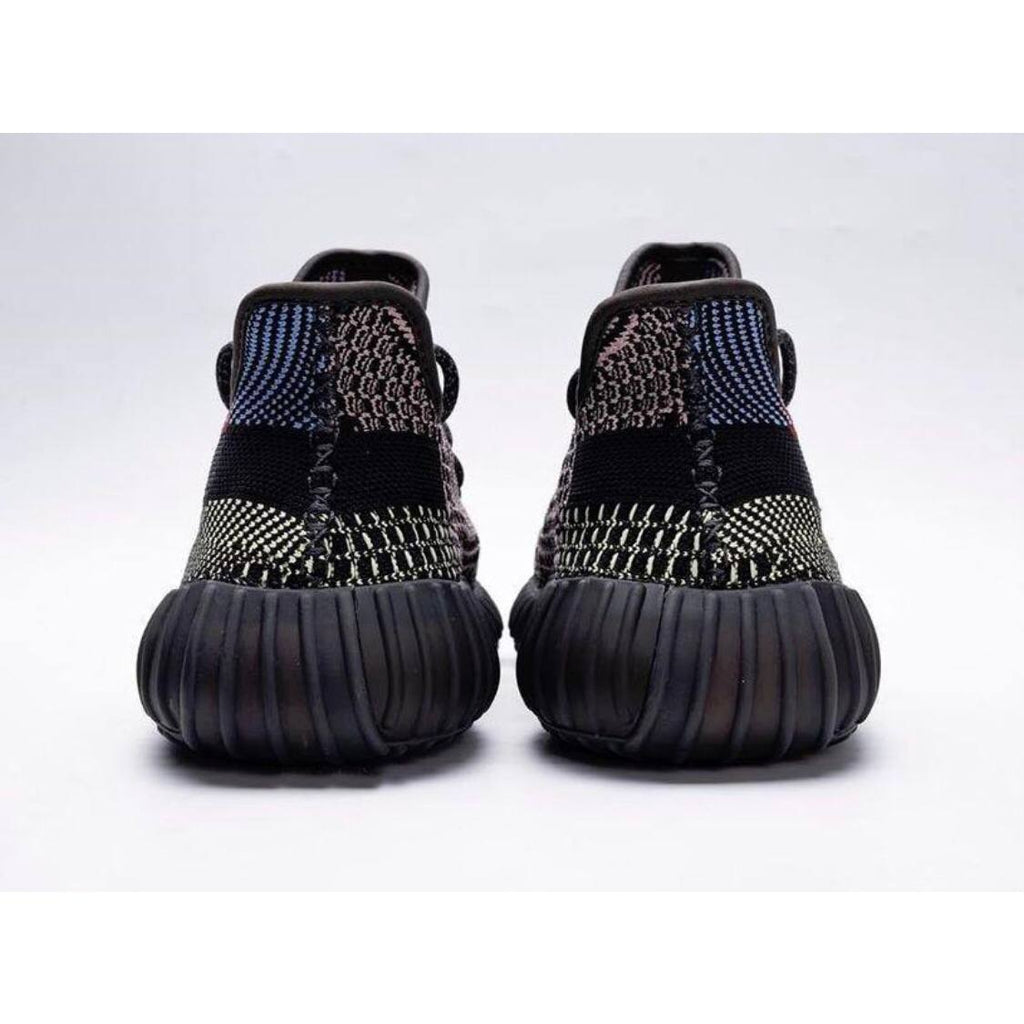 Маратонки Yeezy 350 V2 Yecheil Reflective