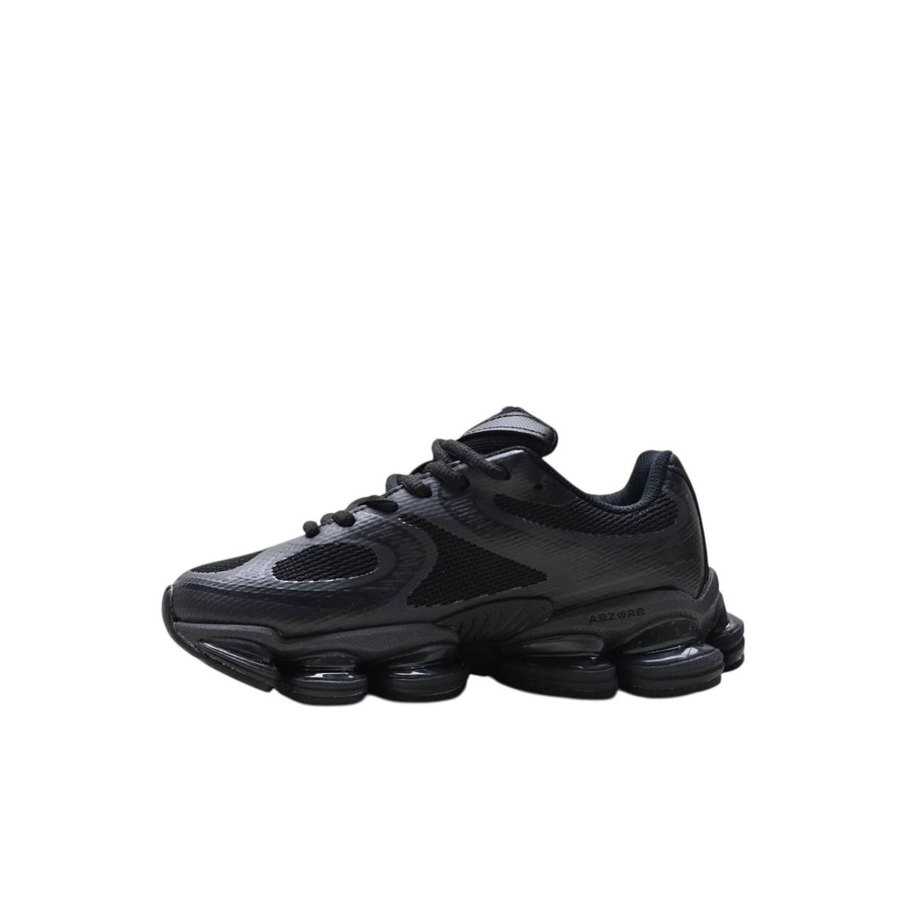 Маратонки New Balance 2000 Triple Black