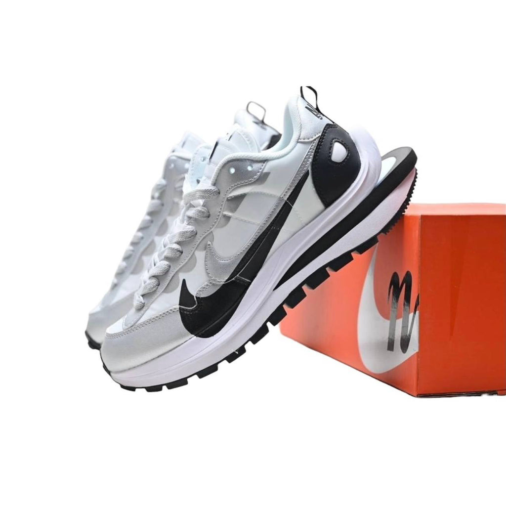Маратонки VaporWaffle White & Silver